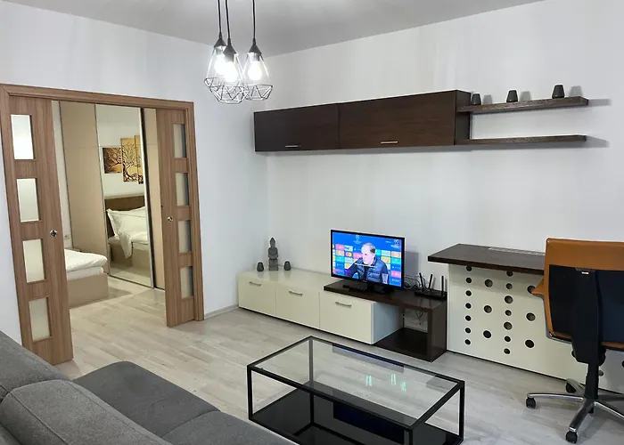 아파트 Rbc With Garden View And Parking