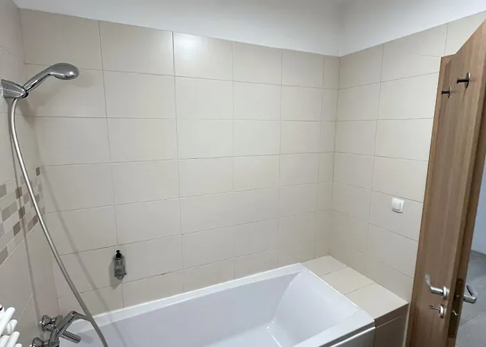 Rbc With Garden View And Parking Διαμέρισμα *