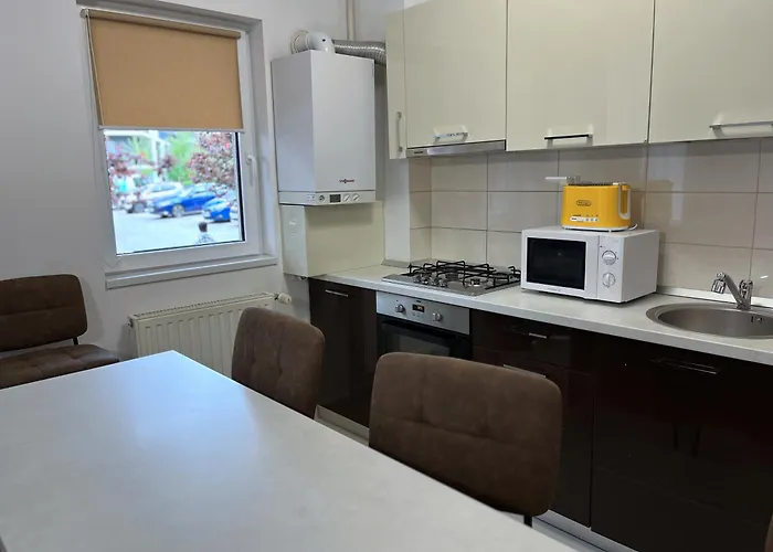 Rbc With Garden View And Parking Κλουζ-Ναπόκα